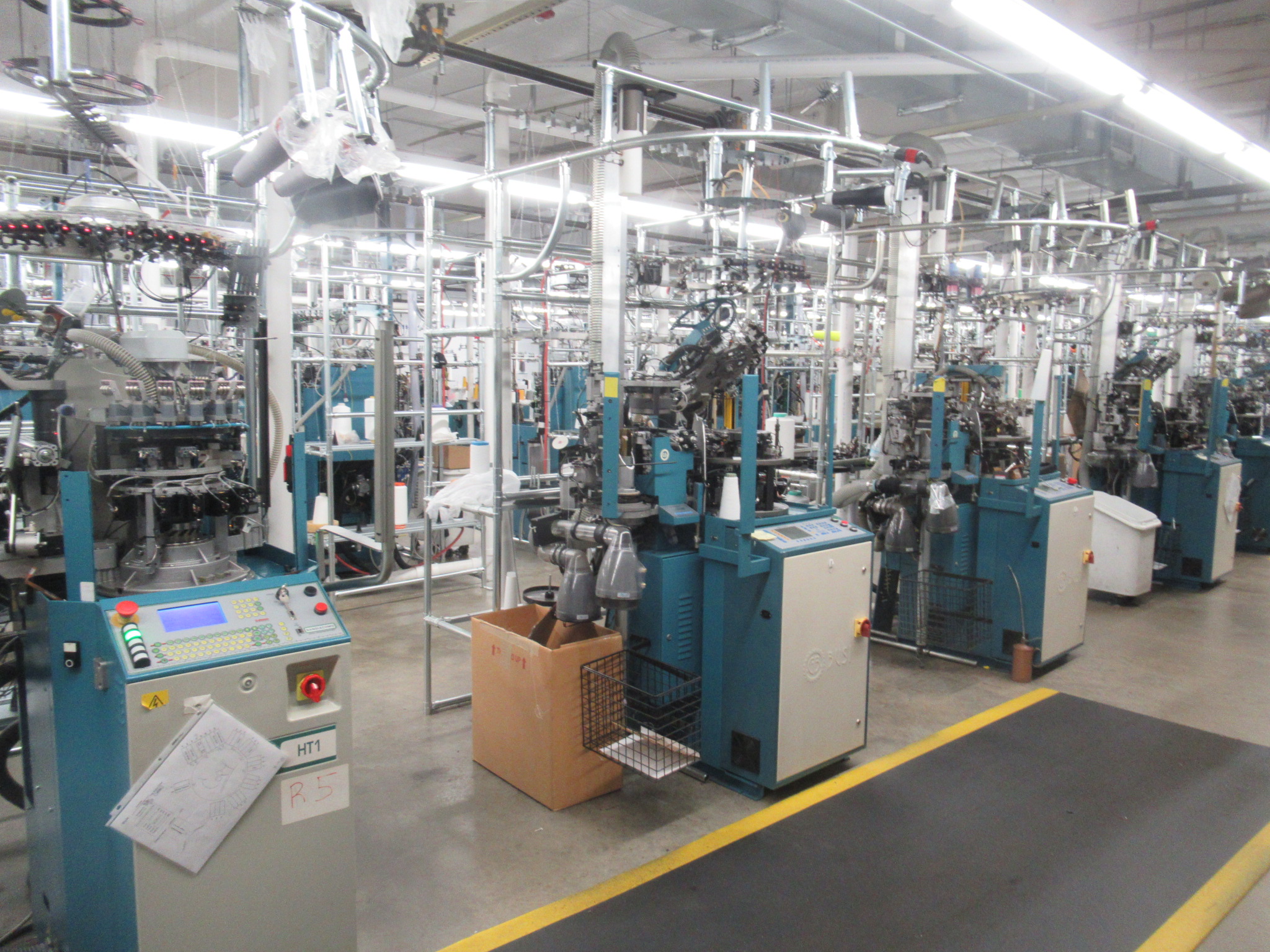 Complete Hosiery Knitting Factory - Image 22