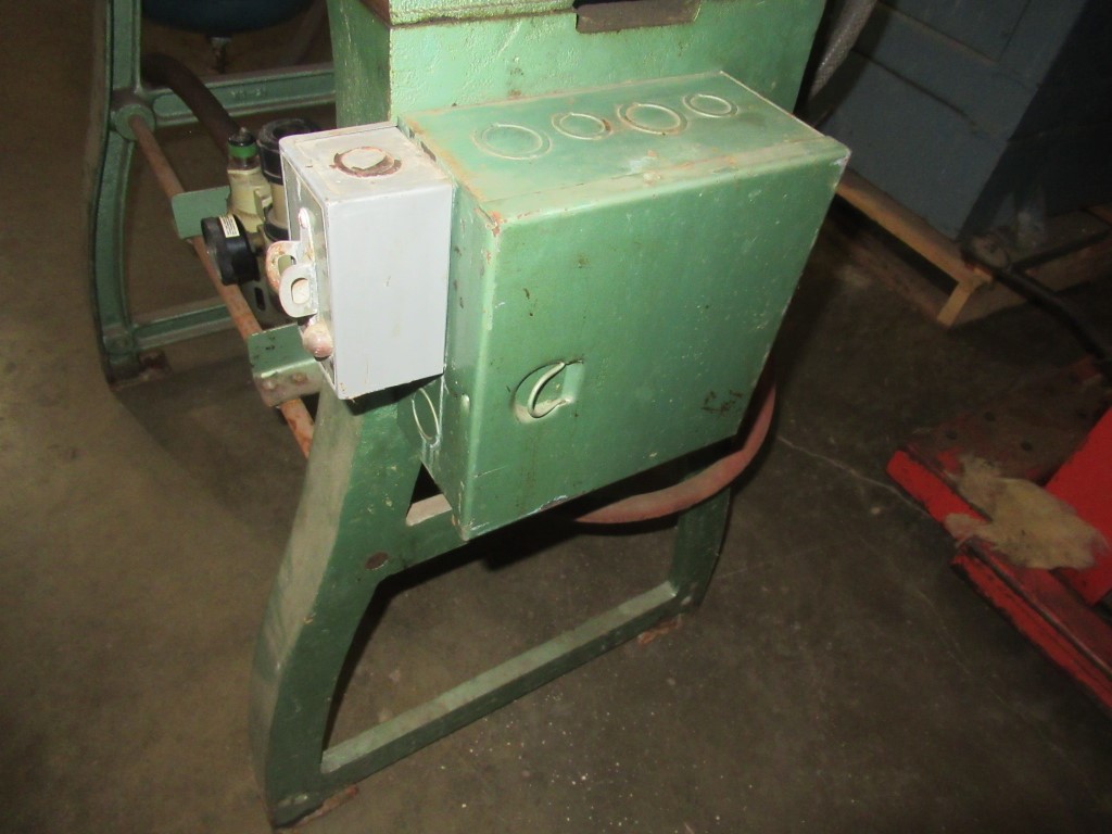 Chicago Riveting Machine - Model 172 - Image 11